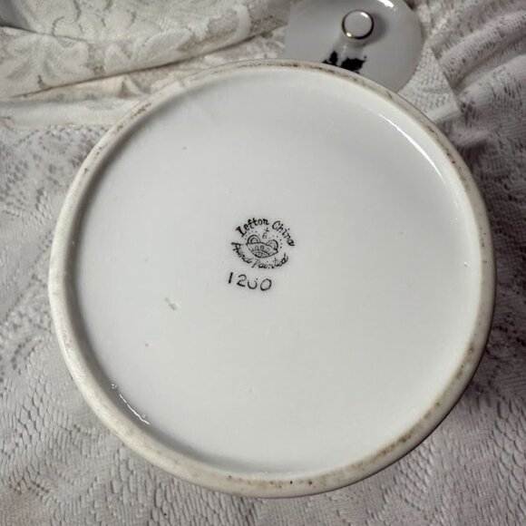 LEFTON, Cardinal Christmas Teapot - Red Cardinals With Green Holly, Gold Trim & - Picture 5 of 5